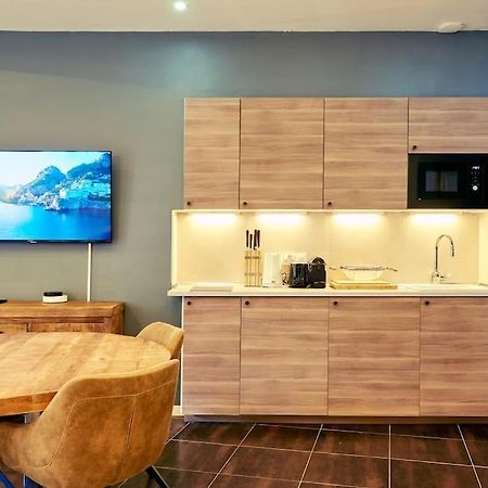 Versailles Jacuzzi - Sauna - Rdc 2 Bagian luar foto
