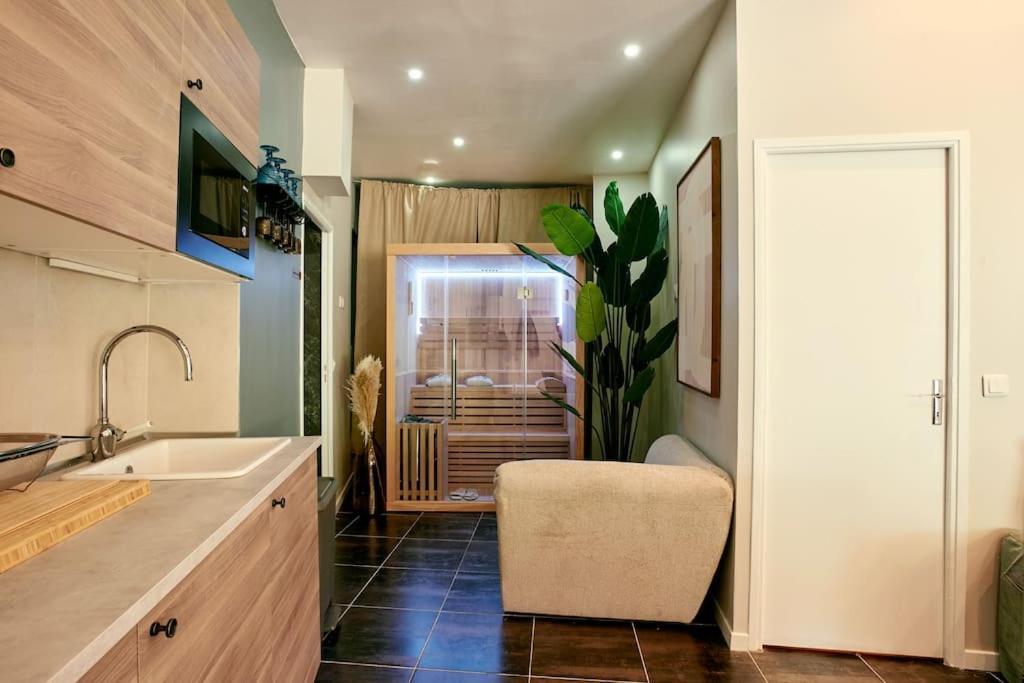 Versailles Jacuzzi - Sauna - Rdc 2 Bagian luar foto