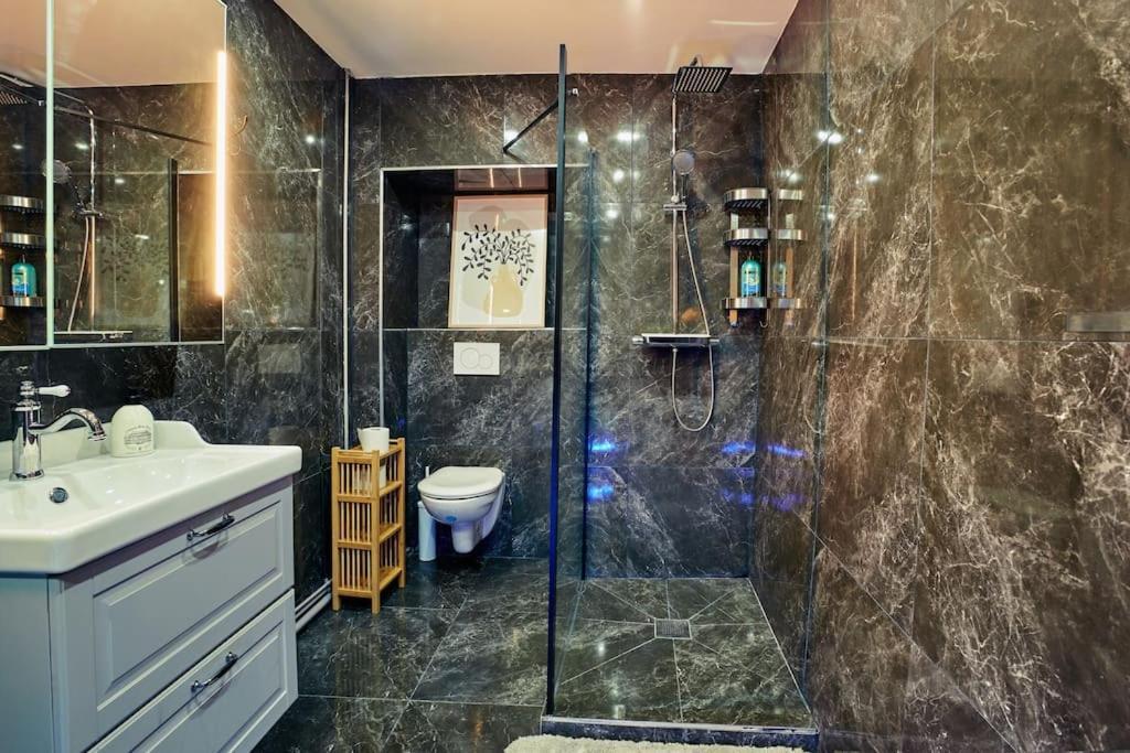 Versailles Jacuzzi - Sauna - Rdc 2 Bagian luar foto