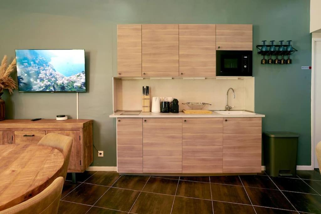 Versailles Jacuzzi - Sauna - Rdc 2 Bagian luar foto